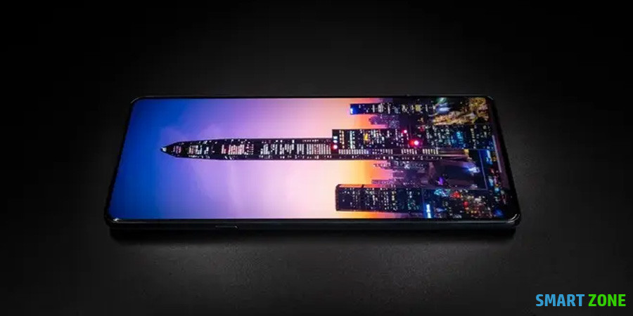 The Moto Edge X30 will have a version with a camera under the display